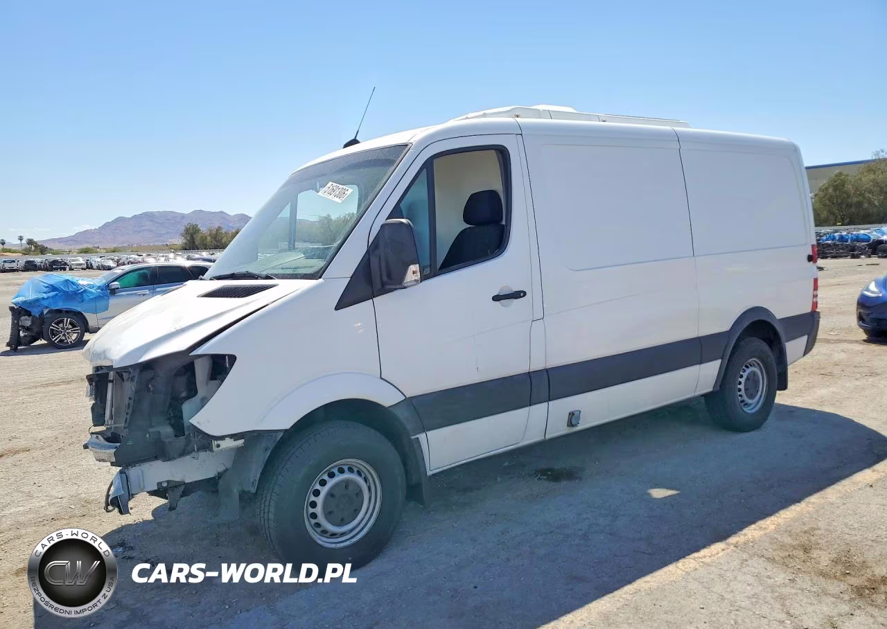 2017 Mercedes-Benz Sprinter 2500 VIN:WD3PE7CD0HP412181 - 1