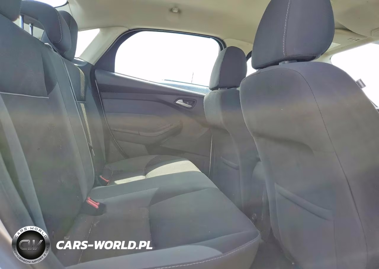 2013 Ford Focus Se VIN:1FADP3F28DL318613 - 10