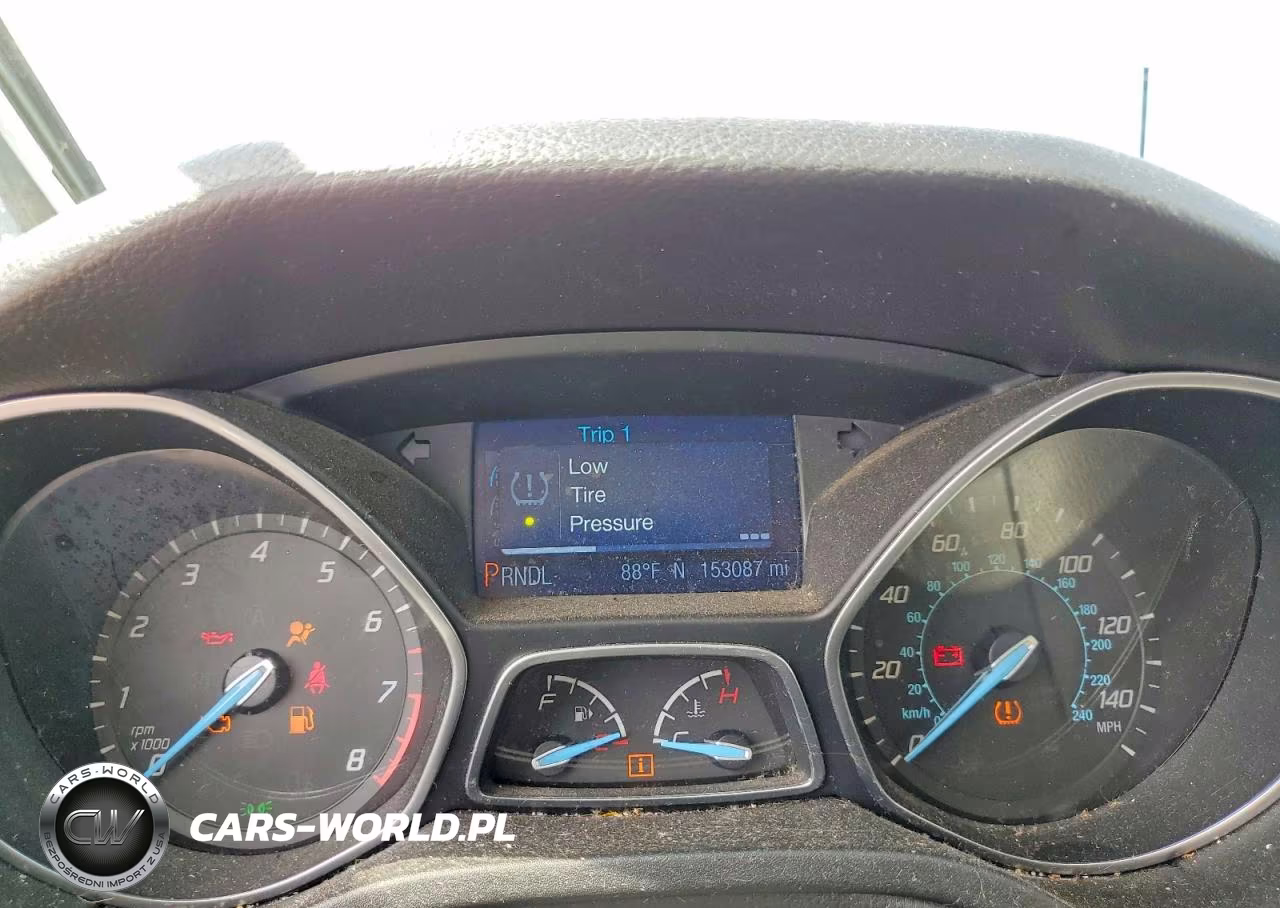 2013 Ford Focus Se VIN:1FADP3F28DL318613 - 9