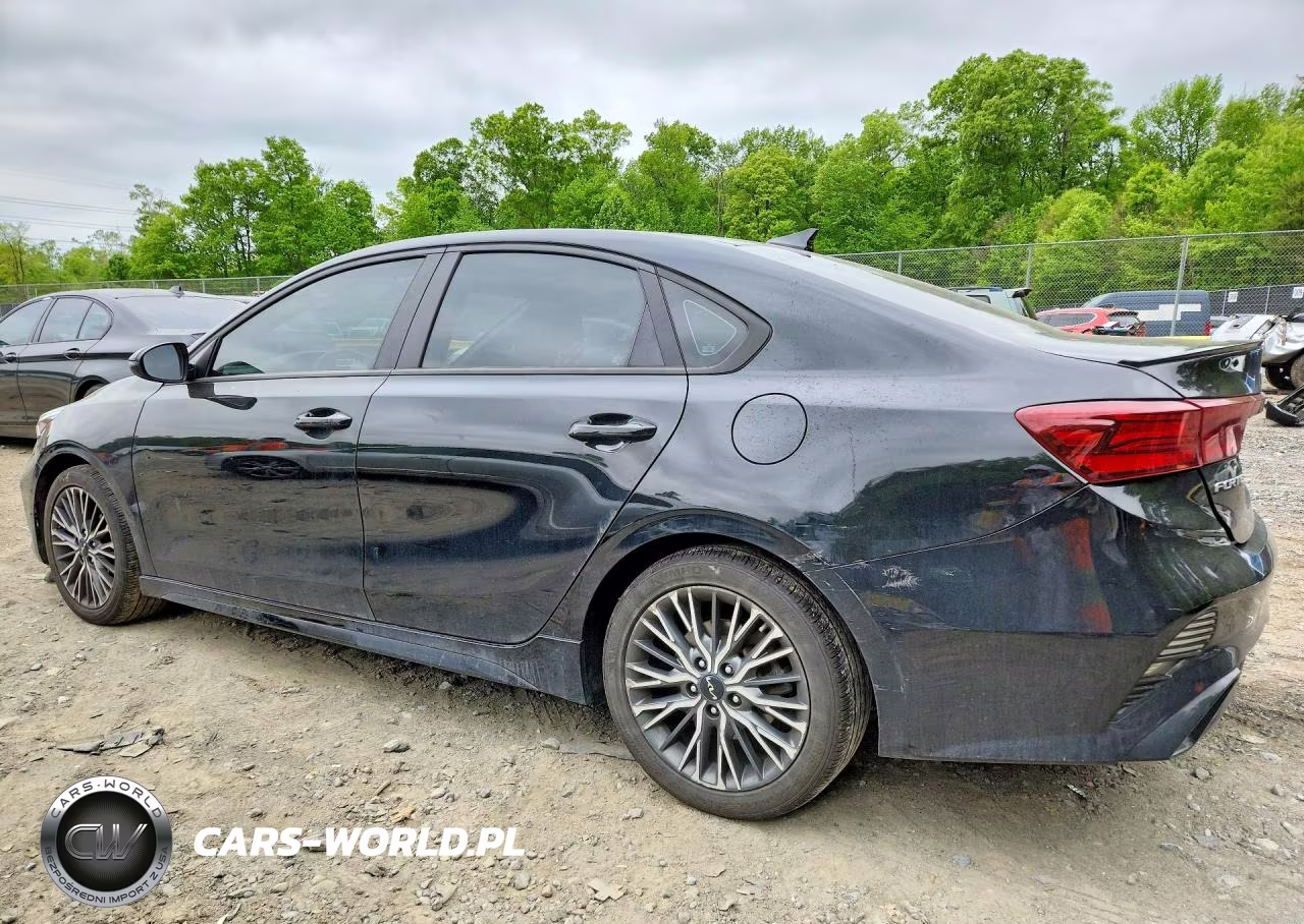 2023 Kia Forte Gt Line VIN:3KPF54AD6PE575225 - 2