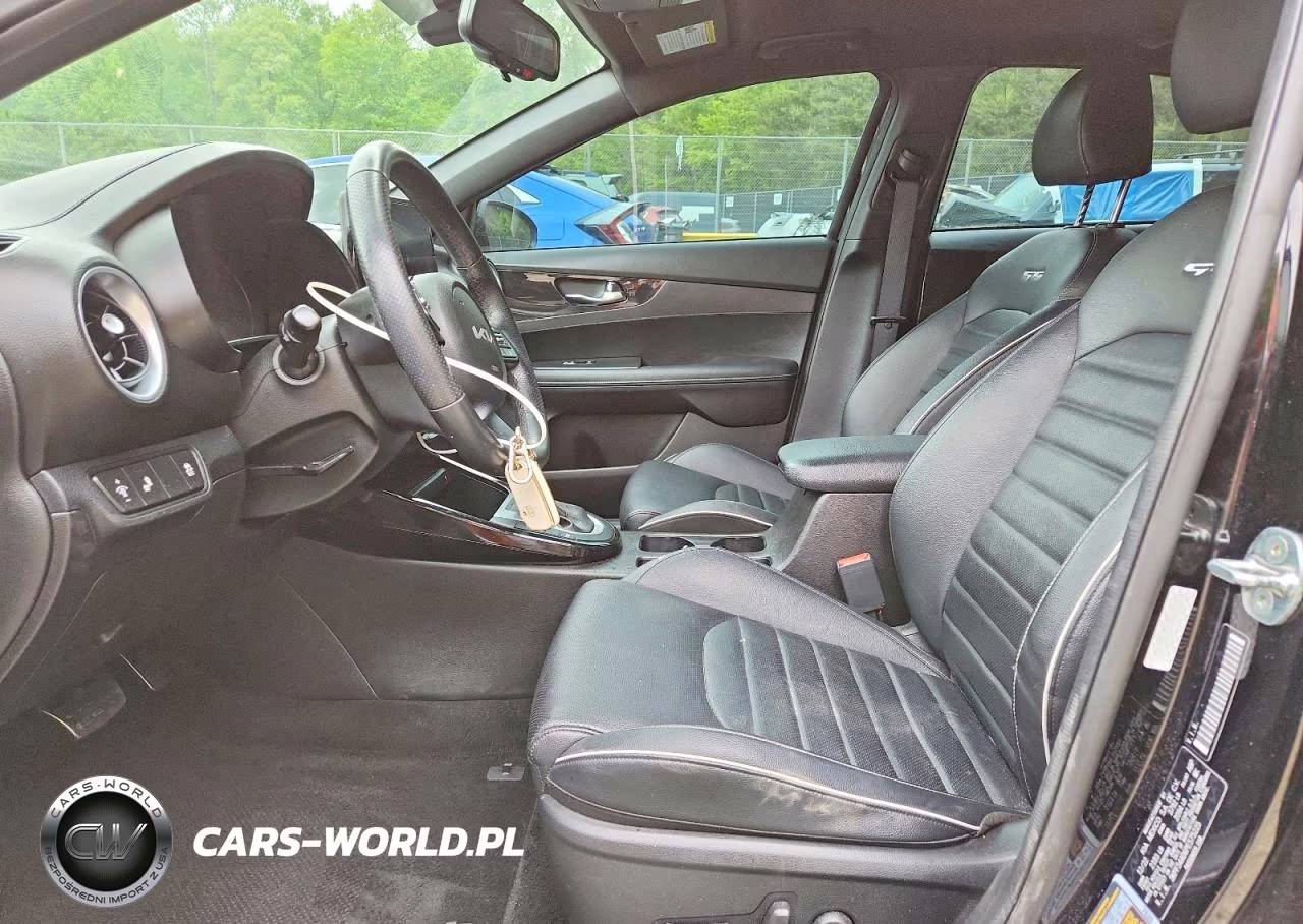 2023 Kia Forte Gt Line VIN:3KPF54AD6PE575225 - 7
