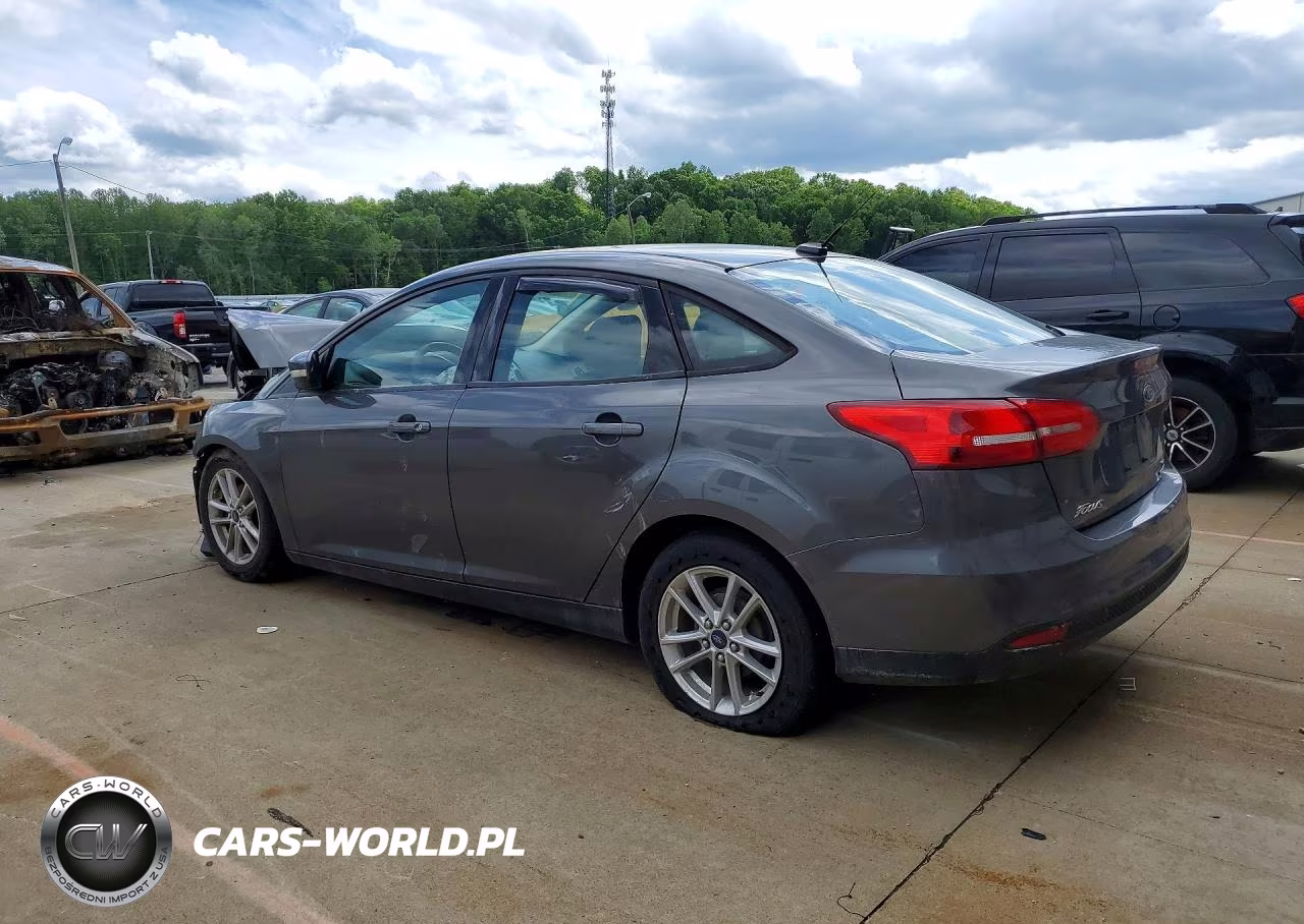 2016 Ford Focus Se VIN:1FADP3F22GL208158 - 2