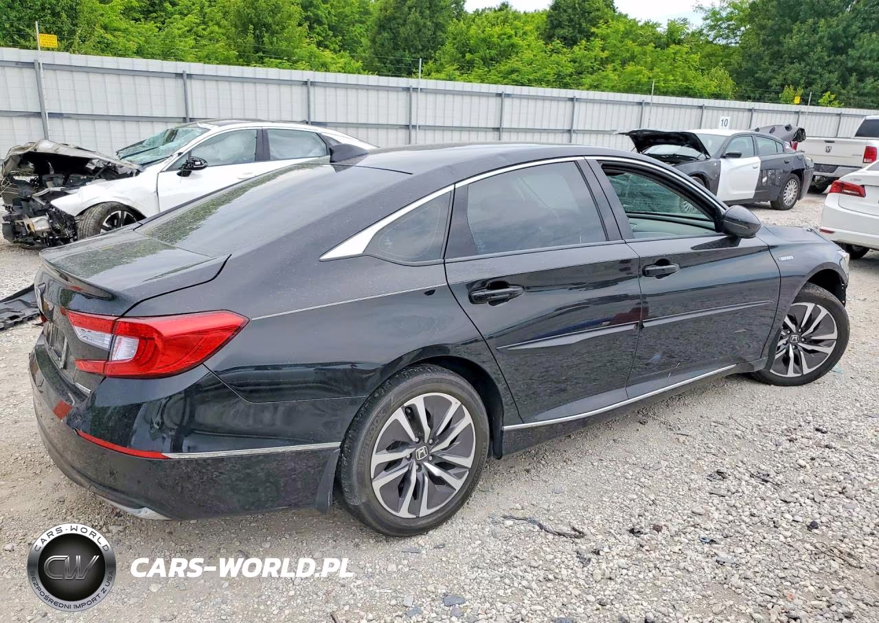 2018 Honda Accord Hybrid Exl VIN:1HGCV3F56JA000150 - 3