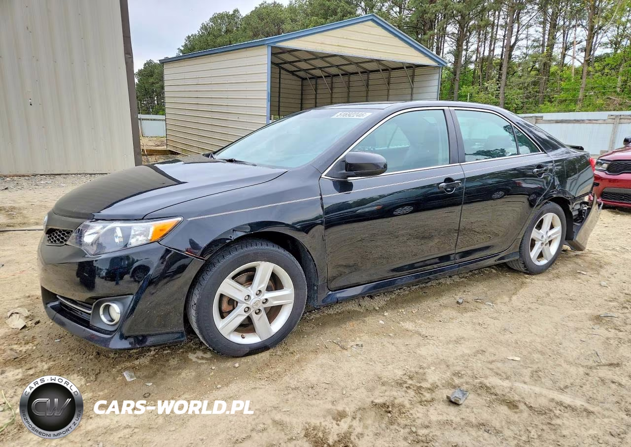 2013 Toyota Camry Se – zdjęcie 1 z 12