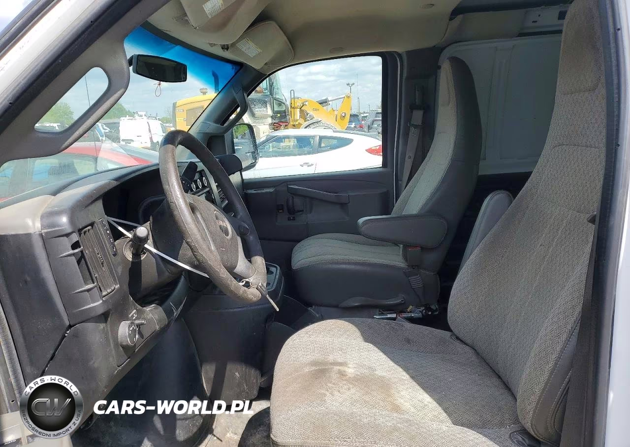 2017 GMC Savana G2500 VIN:1GTW7BFF5H1161799 - 7