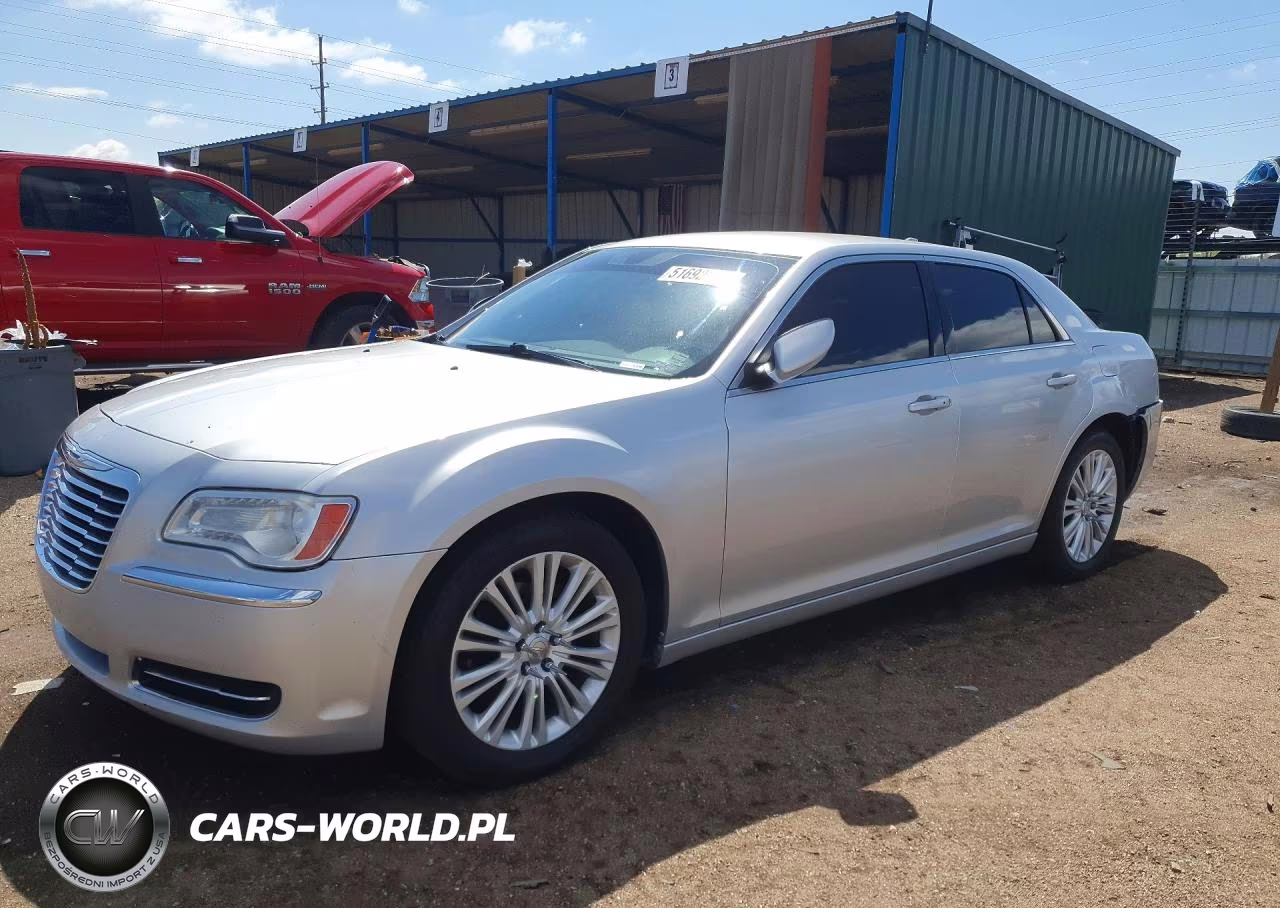 2012 Chrysler 300 – zdjęcie 1 z 12