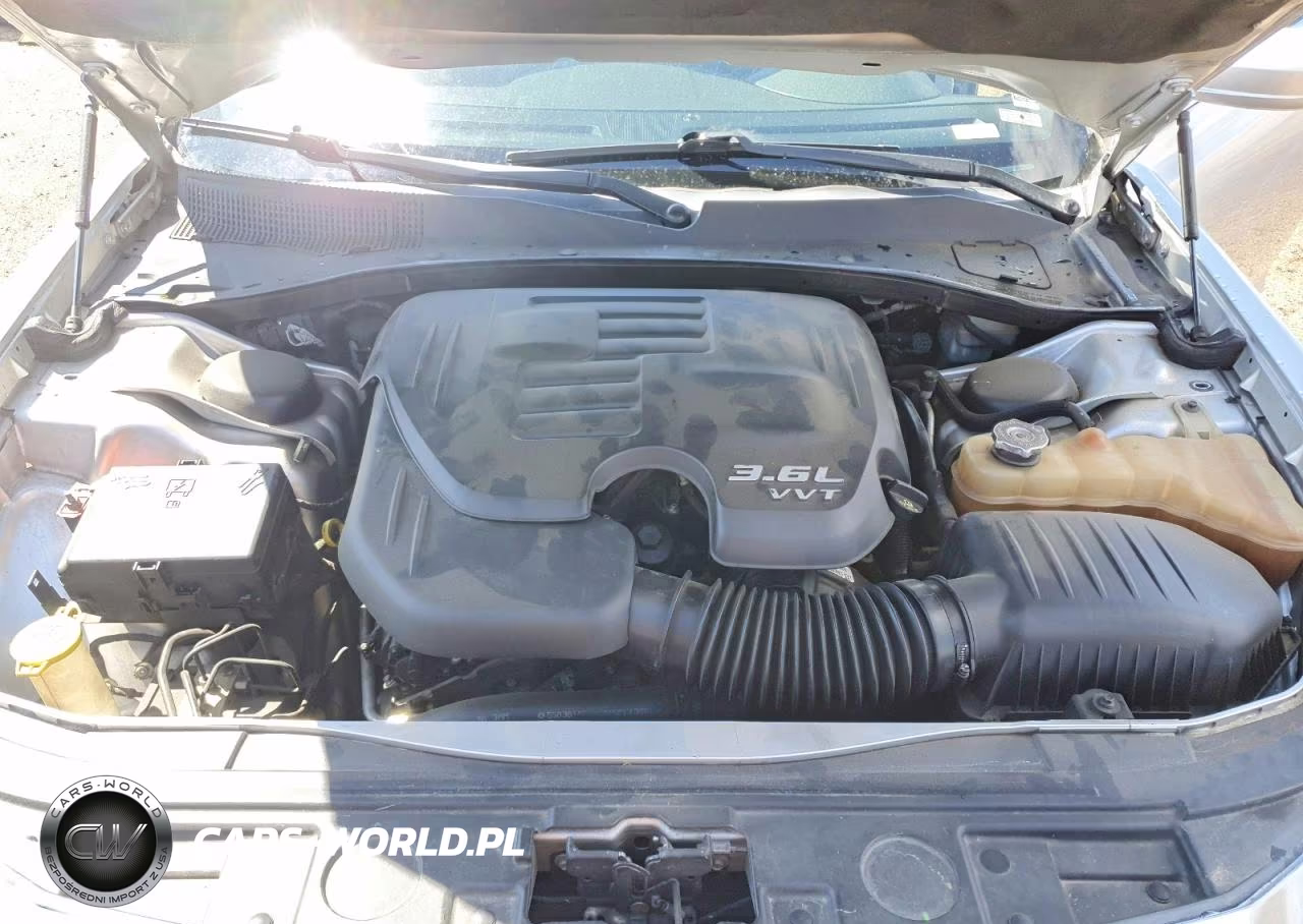 2012 Chrysler 300 VIN:2C3CCAAGXCH196944 - 11