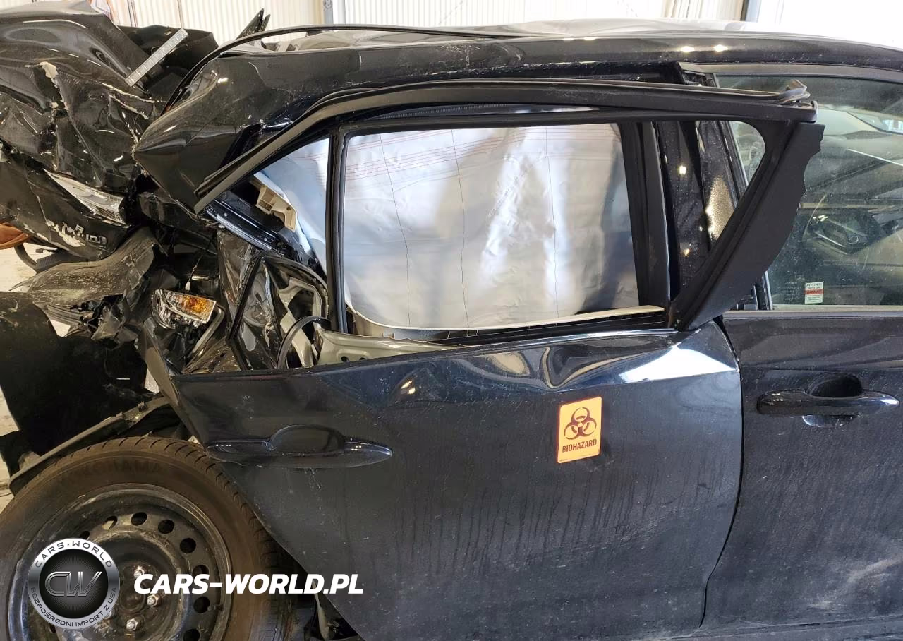 2024 Toyota Corolla Le VIN:JTDBCMFE2RJ036922 - 10