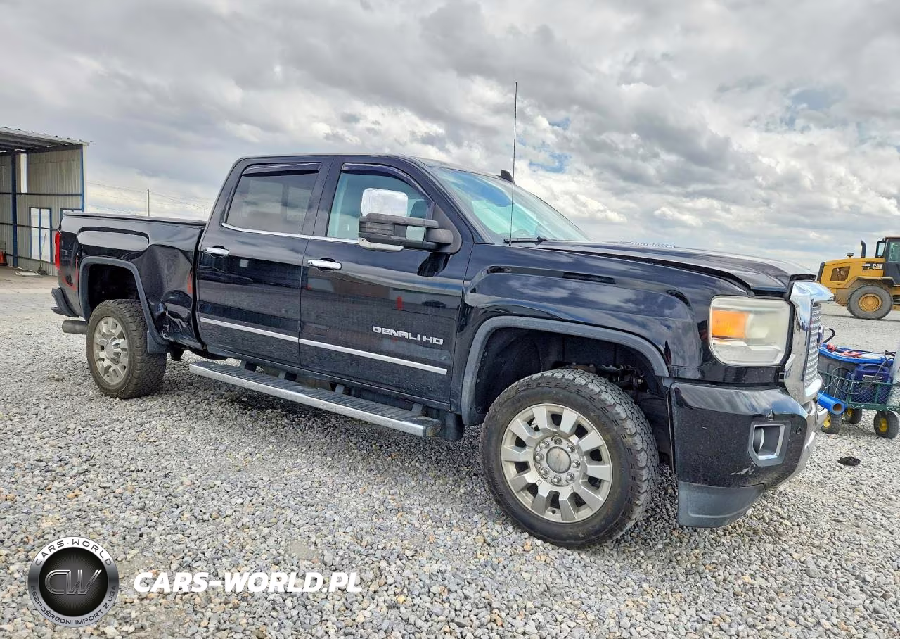 2015 GMC Sierra K2500 Denali VIN:1GT120E86FF522067 - 4