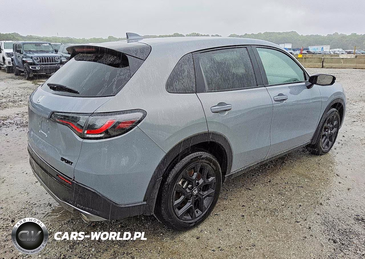 2025 Honda Hr-V Sport VIN:3CZRZ1H53SM723659 - 3