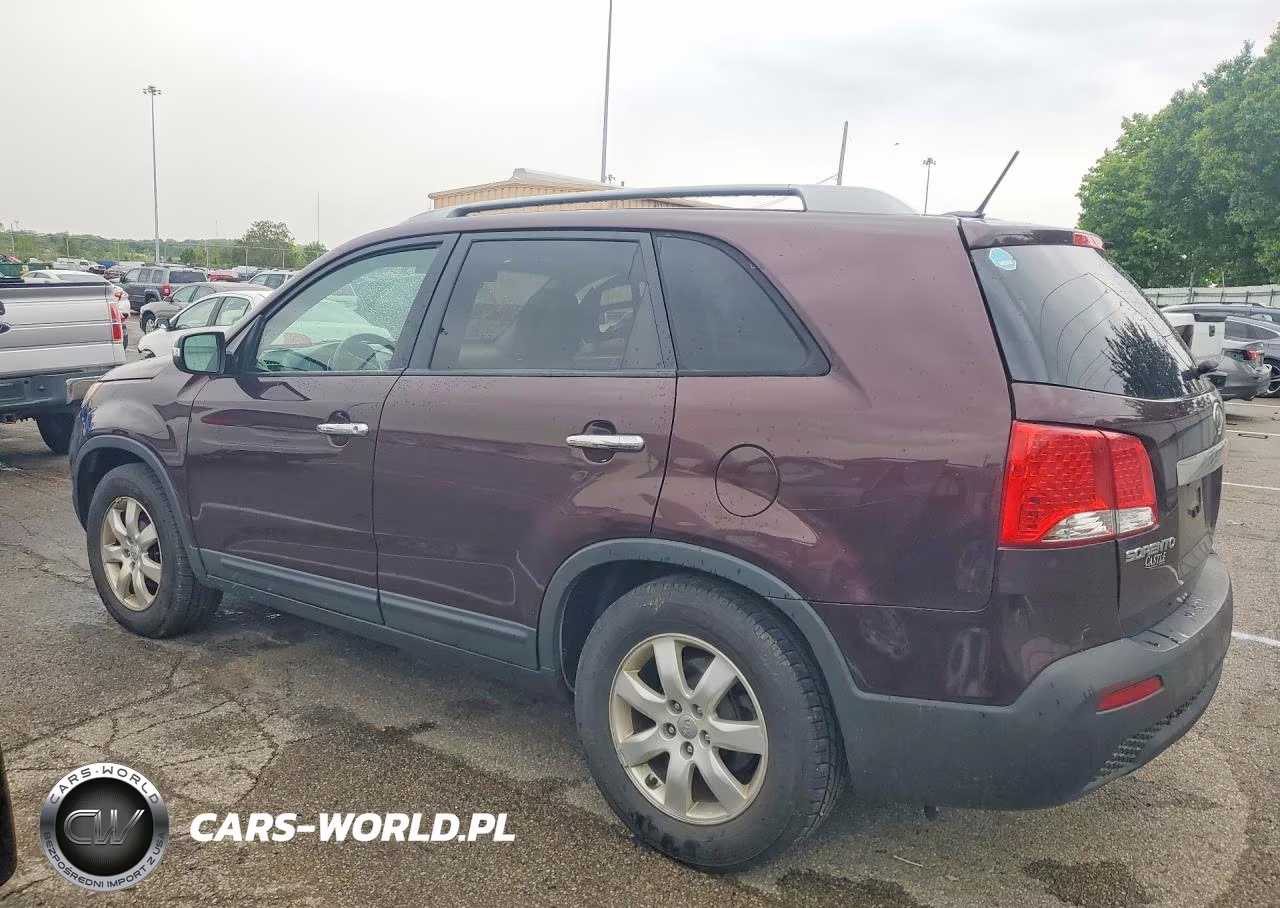 2013 Kia Sorento Lx VIN:5XYKT4A23DG368647 - 2