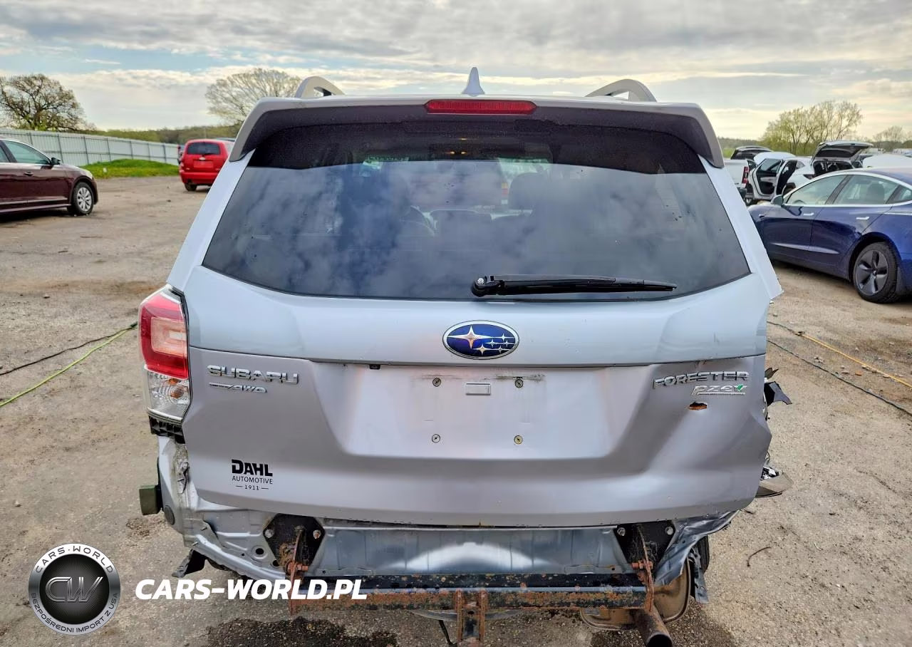 2017 Subaru Forester 2.5I Premium VIN:JF2SJAECXHH402914 - 6