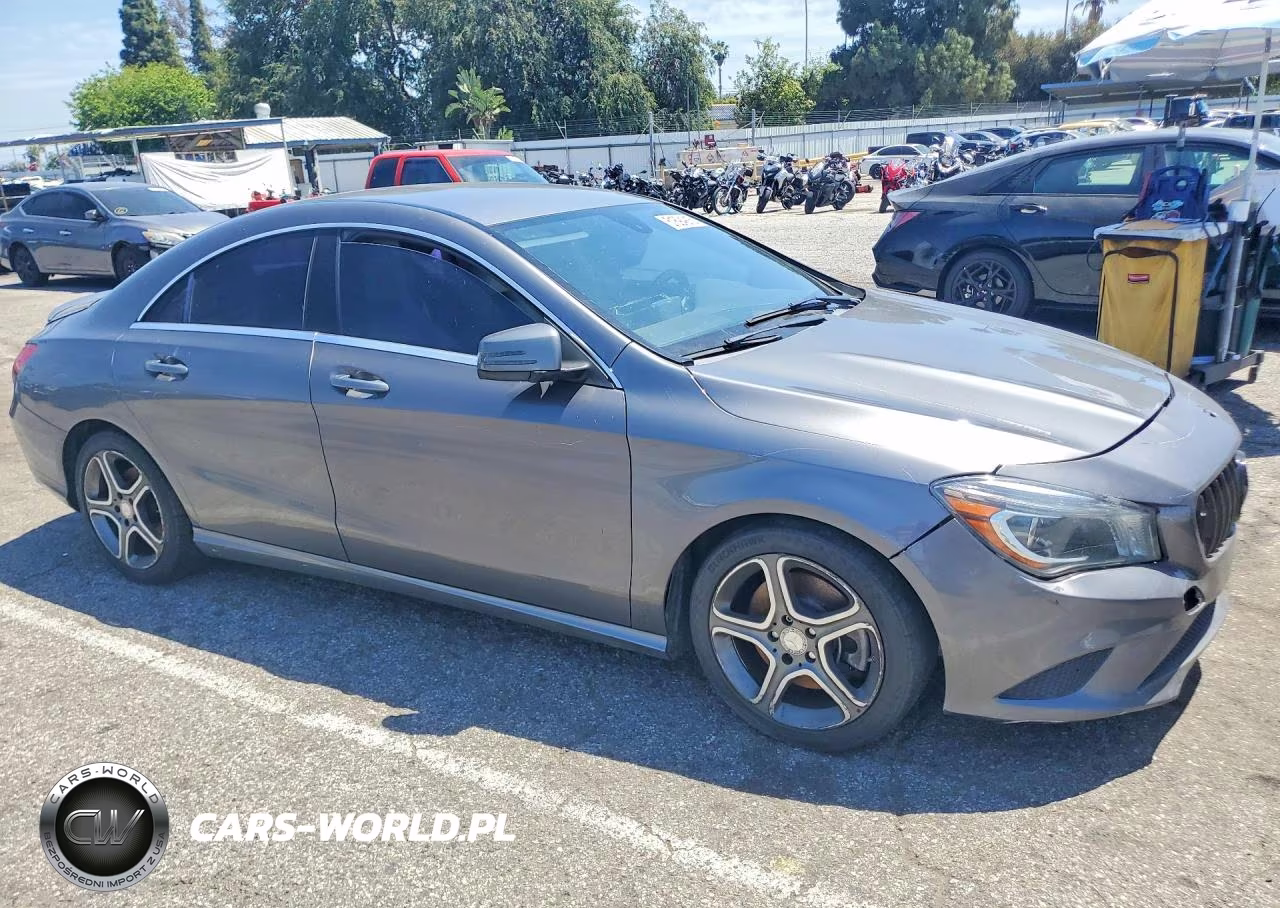 2014 Mercedes-Benz Cla 250 VIN:WDDSJ4EB0EN068726 - 4