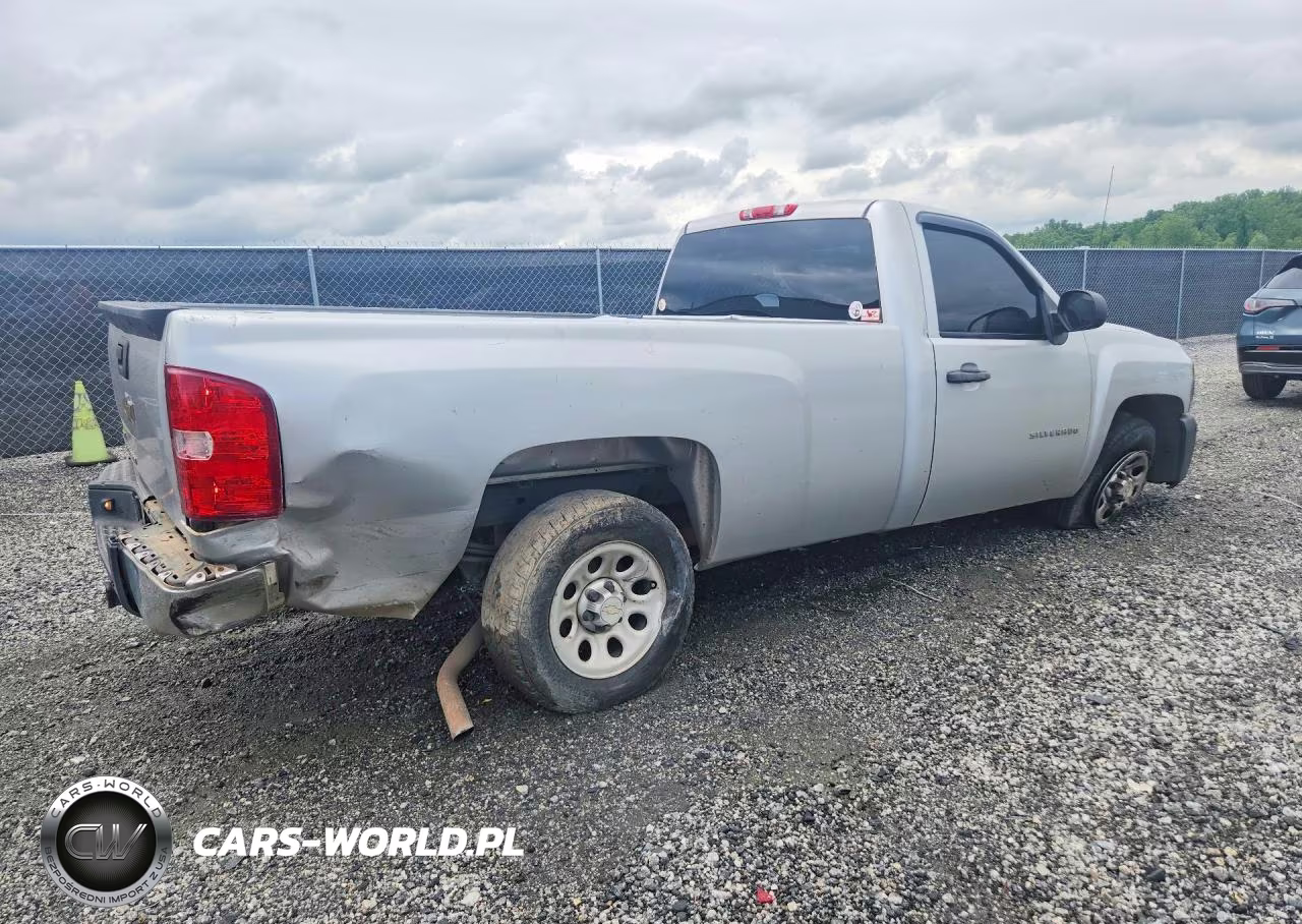 2011 Chevrolet Silverado C1500 VIN:1GCNCPEA1BF167572 - 3