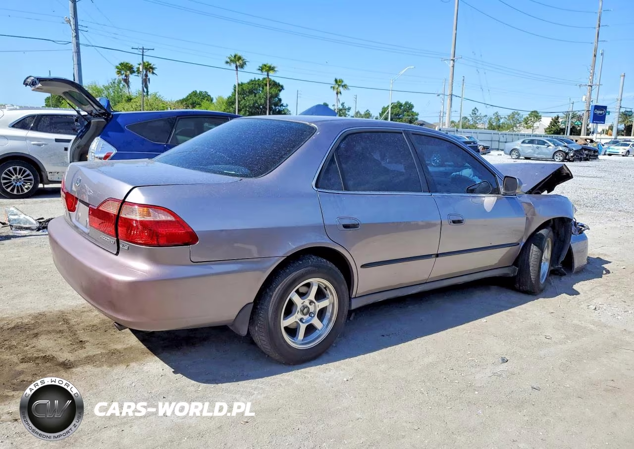 2000 Honda Accord Lx VIN:1HGCG1643YA048169 - 3
