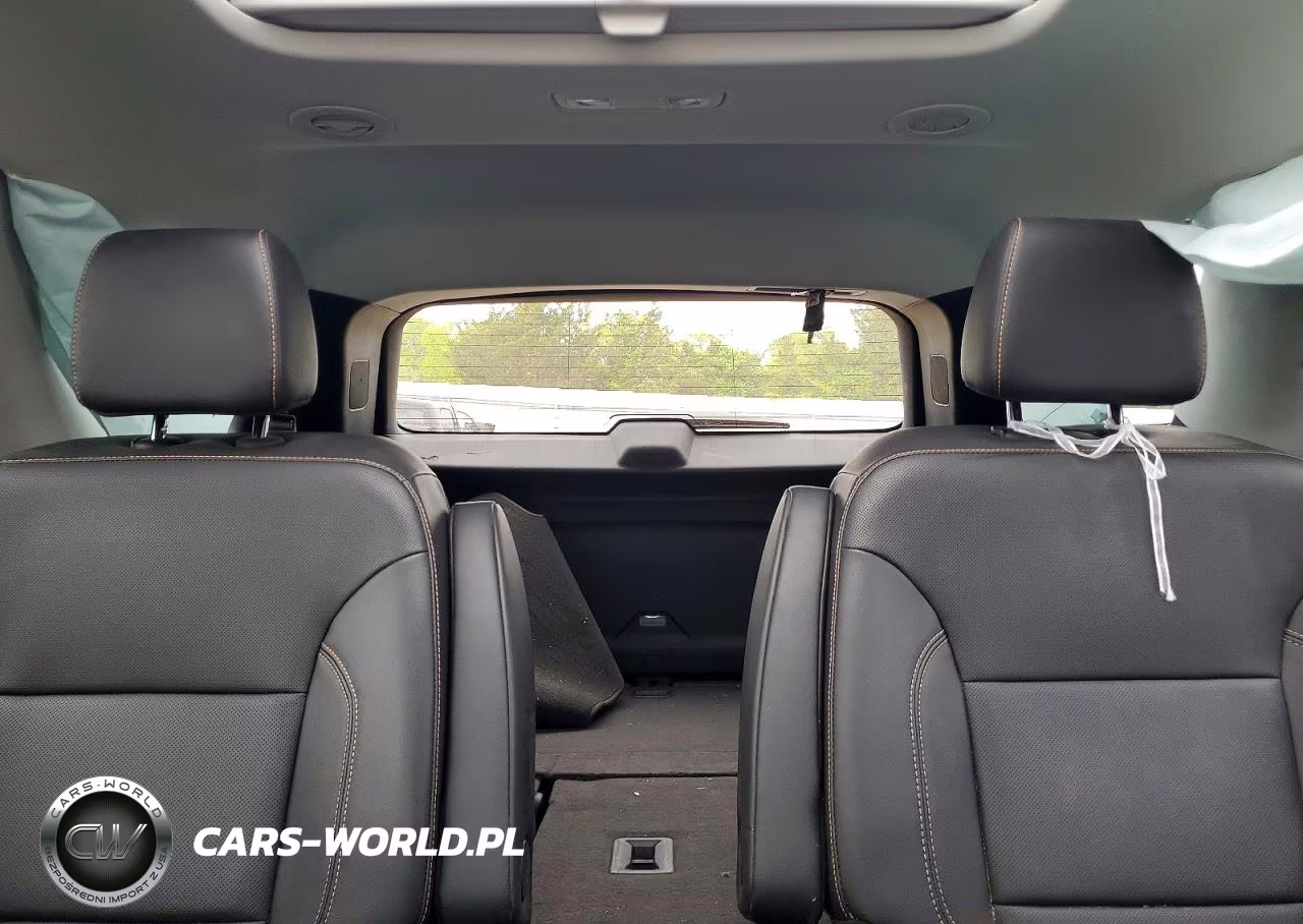 2020 Chevrolet Traverse Premier VIN:1GNEVKKW3LJ280099 - 10