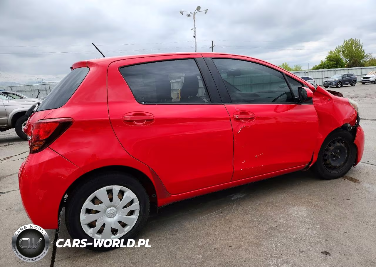 2015 Toyota Yaris 5-Door L VIN:VNKKTUD30FA027057 - 3