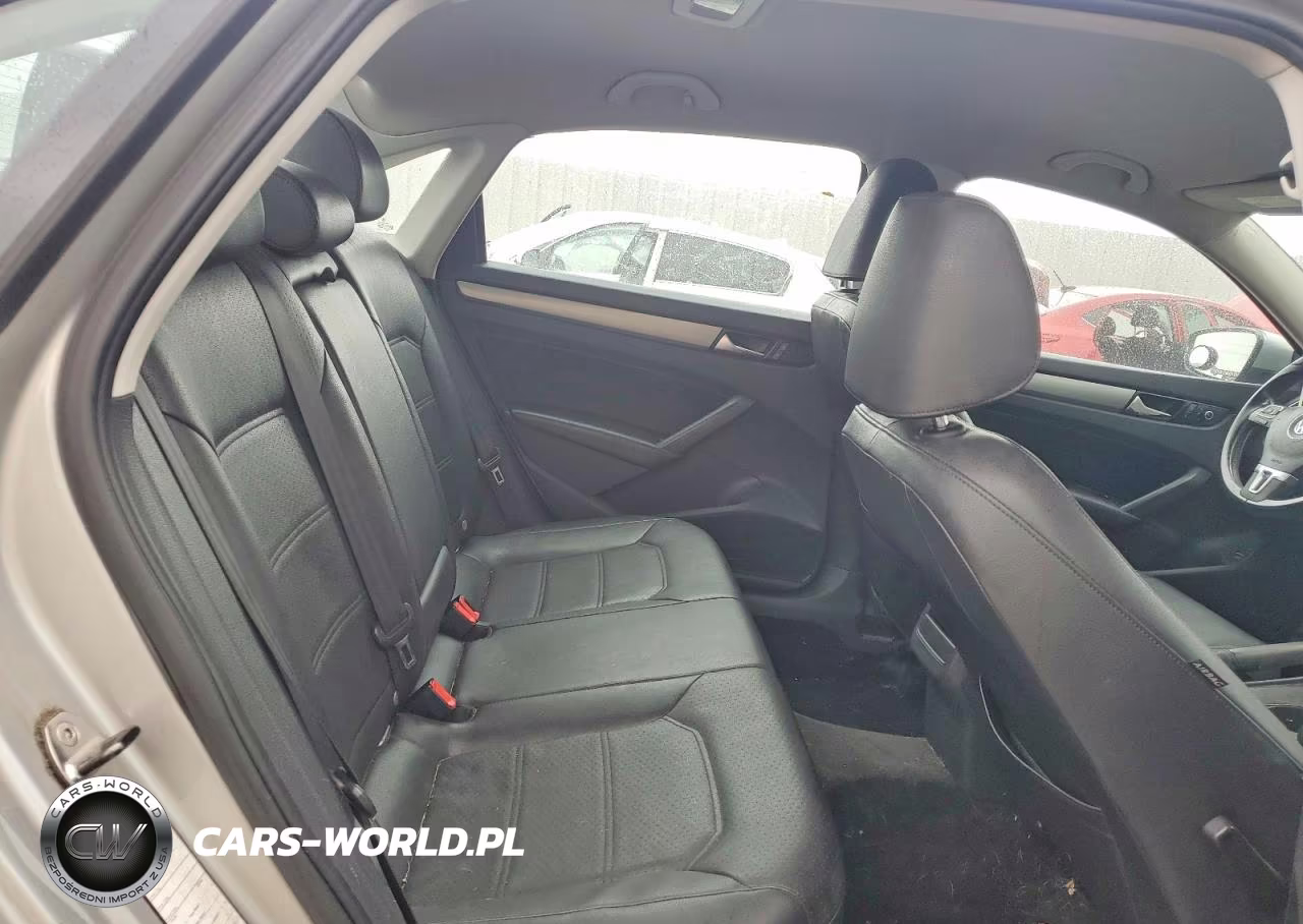 2014 Volkswagen Passat S VIN:1VWAT7A32EC085357 - 10