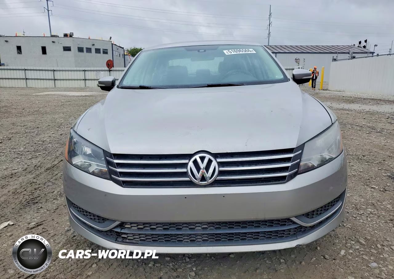 2014 Volkswagen Passat S VIN:1VWAT7A32EC085357 - 5