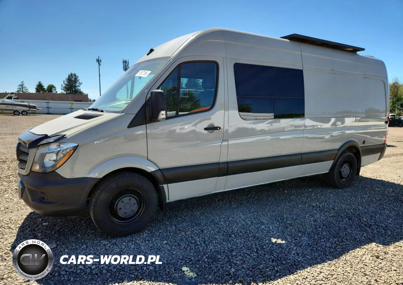 2018 Mercedes Benz Sprinter 2