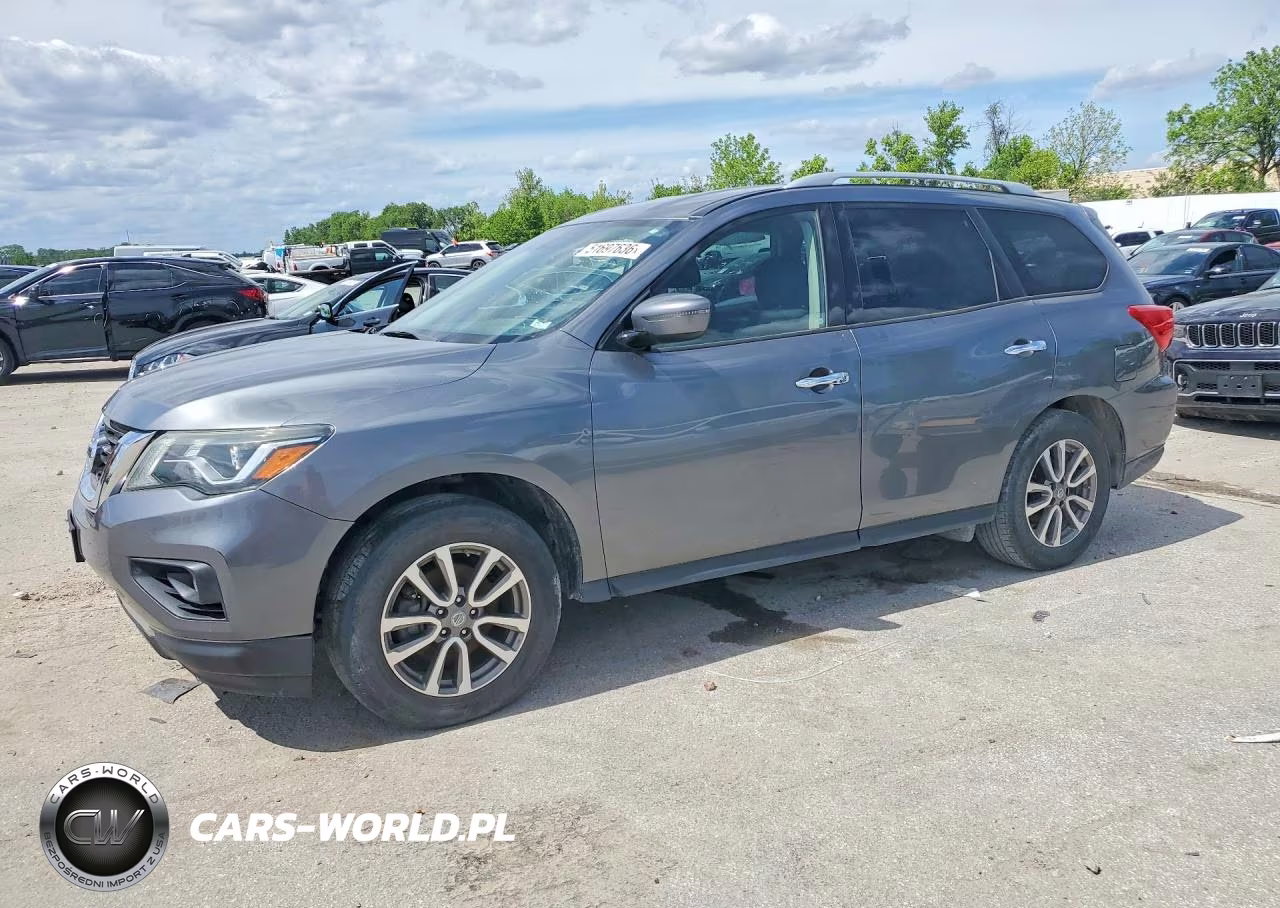 2018 Nissan Pathfinder Sv