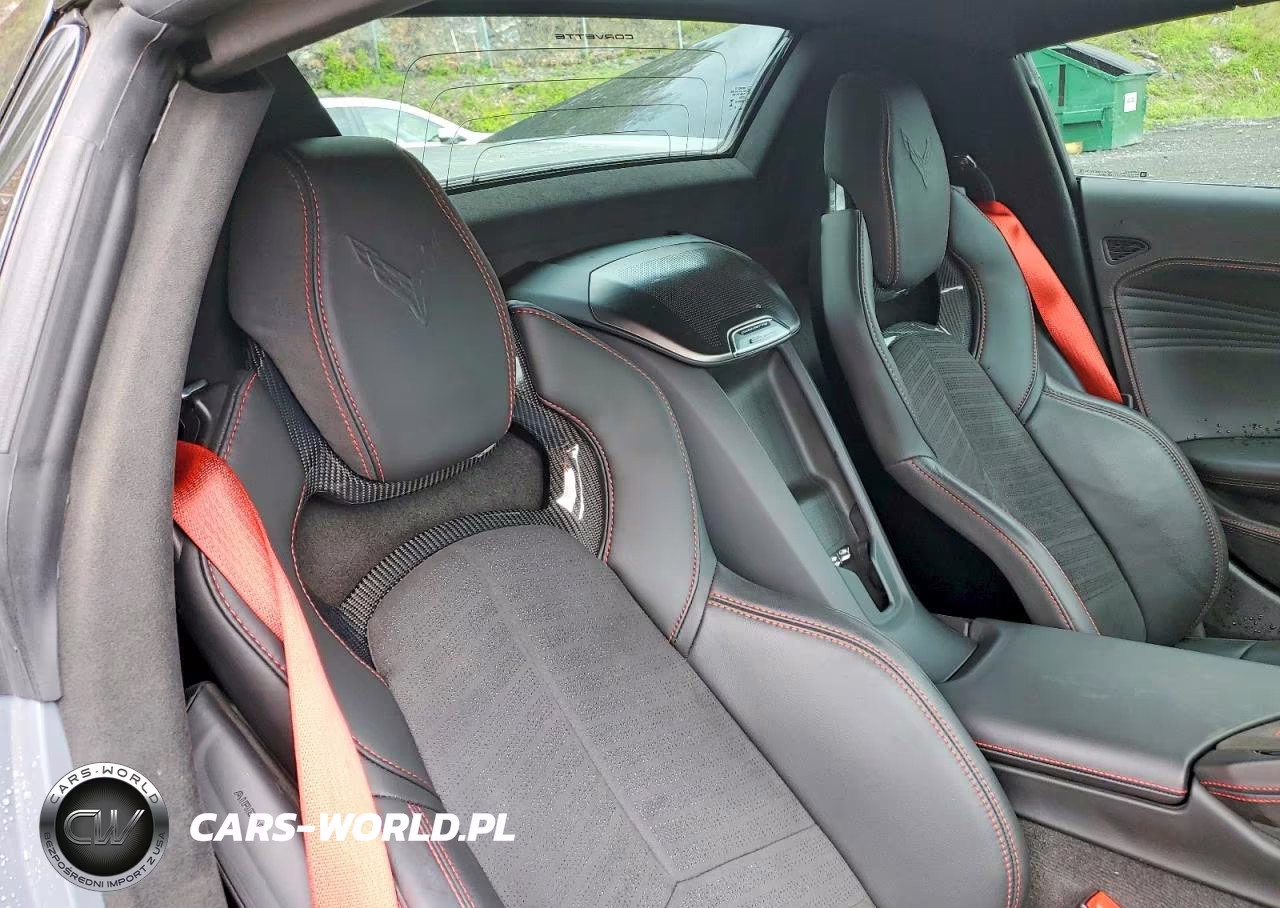 2025 Chevrolet Corvette E-Ray 3Lz VIN:1G1YM3D44S5500067 - 10