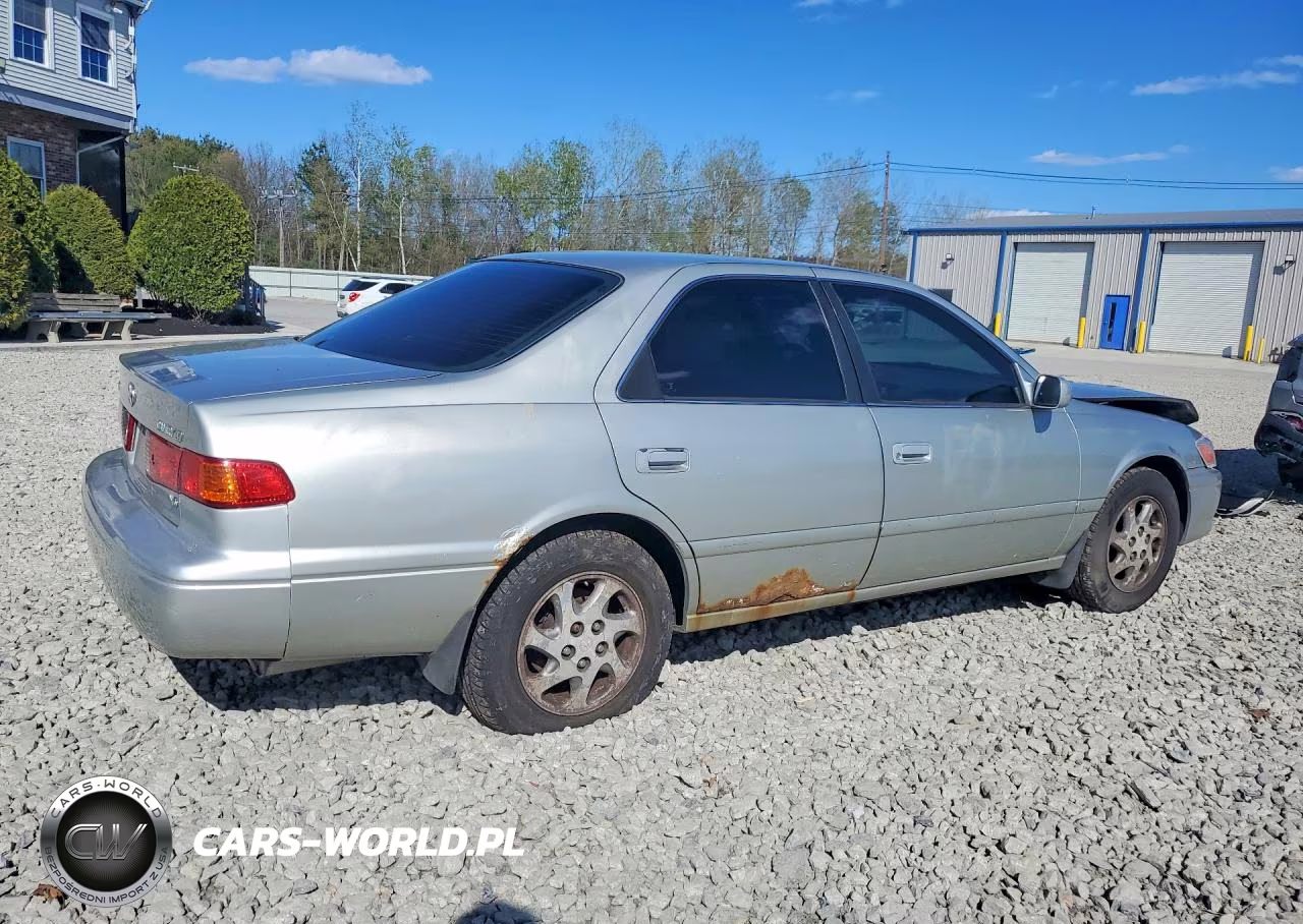 2001 Toyota Camry Le V6 VIN:4T1BF22K51U959353 - 3