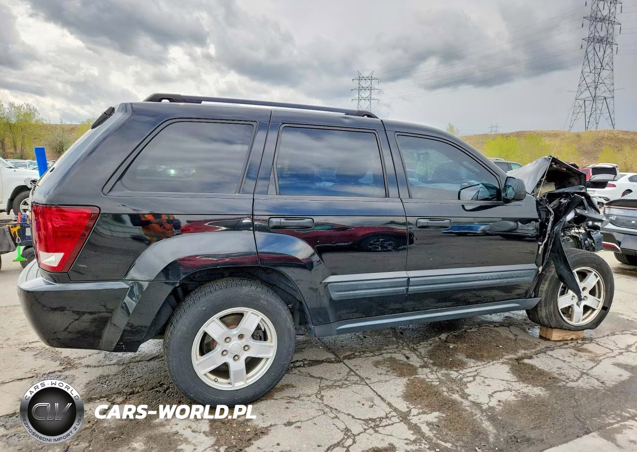 2006 Jeep Grand Cherokee Laredo VIN:1J4GR48K16C341216 - 3