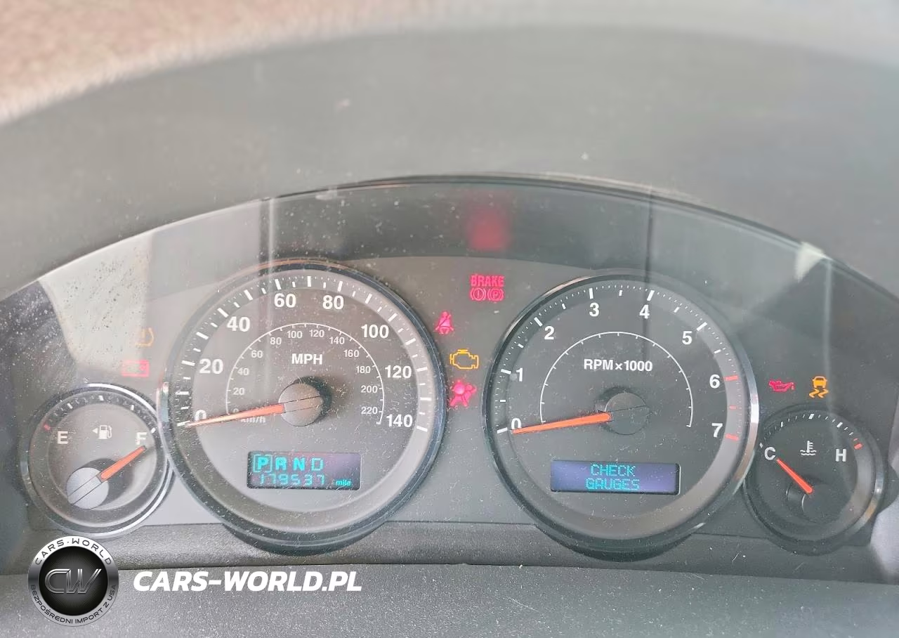 2006 Jeep Grand Cherokee Laredo VIN:1J4GR48K16C341216 - 9