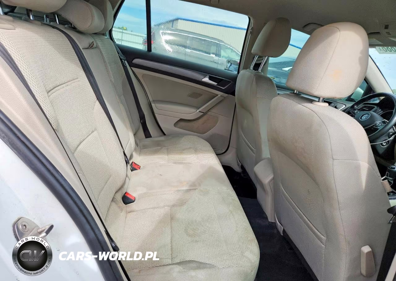 2019 Volkswagen Golf S VIN:3VWW57AUXKM028925 - 10