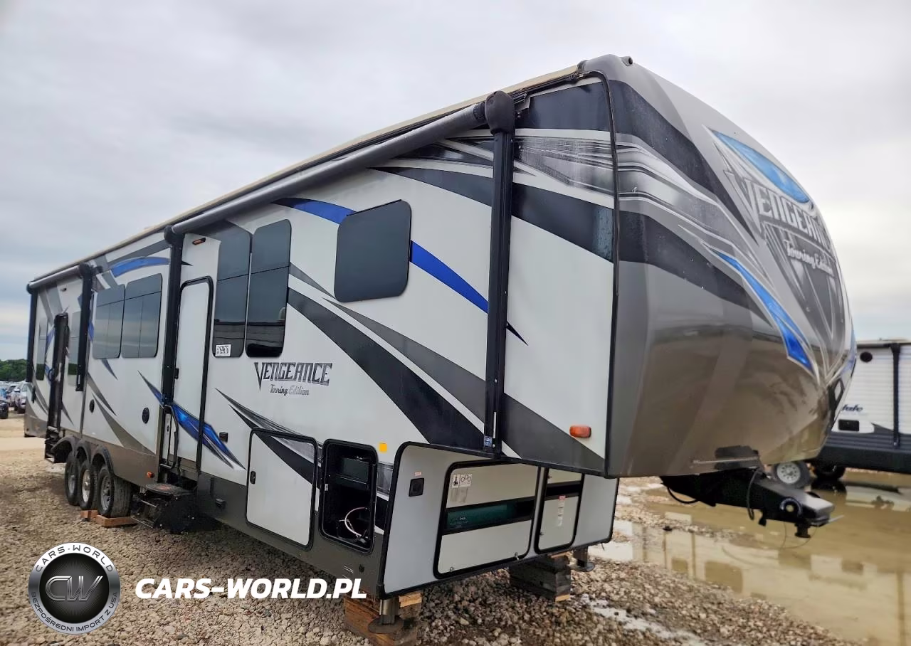 2016 Foresriver Venegeance Camper