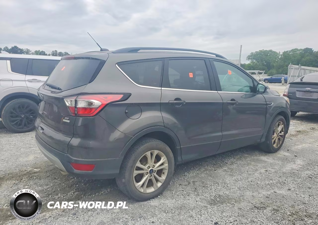 2017 Ford Escape Se VIN:1FMCU0GDXHUE85760 - 3