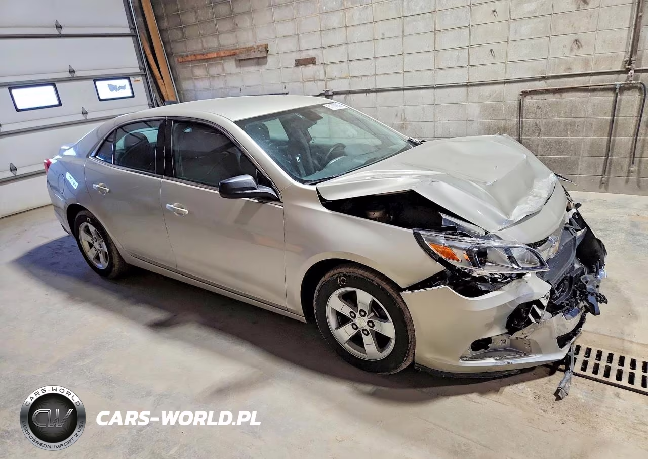 2015 Chevrolet Malibu Ls VIN:1G11A5SLXFF232321 - 4