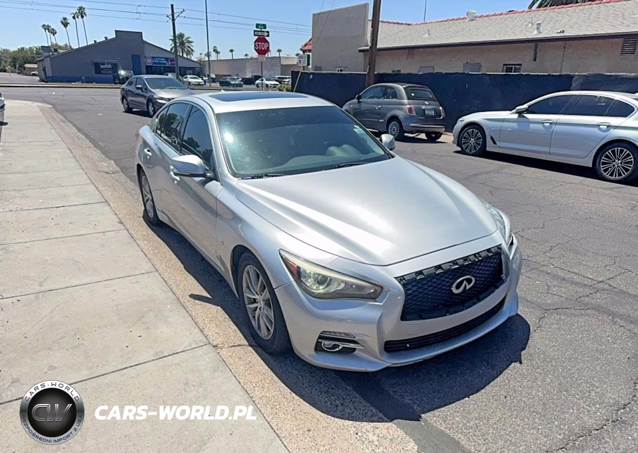 2015 Infiniti Q50 Premium