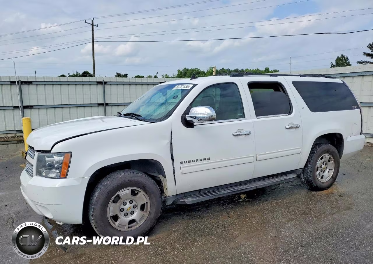2013 Chevrolet Suburban C1500 Lt