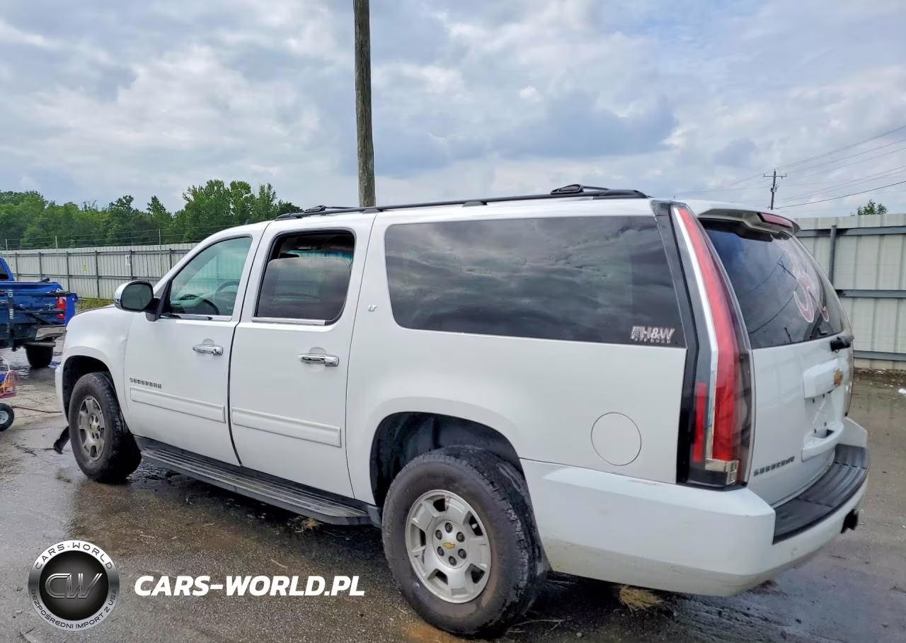 2013 Chevrolet Suburban C1500 Lt VIN:1GNSCJE01DR355573 - 2