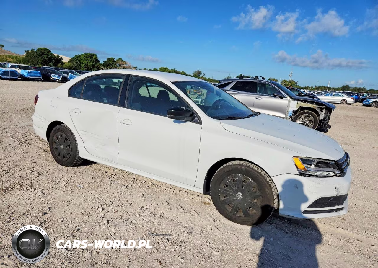 2016 Volkswagen Jetta S VIN:3VW267AJ2GM319105 - 4