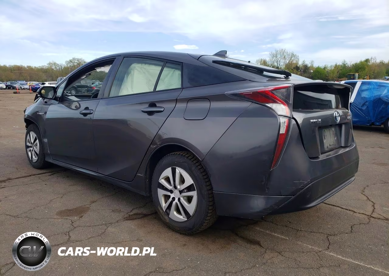 2016 Toyota Prius Three VIN:JTDKARFU1G3504795 - 2
