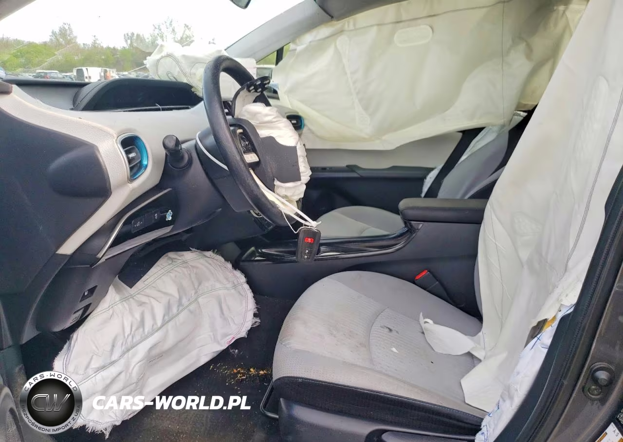 2016 Toyota Prius Three VIN:JTDKARFU1G3504795 - 7