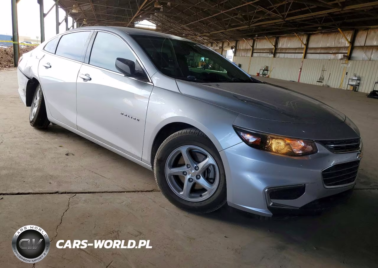 2018 Chevrolet Malibu Ls VIN:1G1ZB5ST5JF173221 - 4