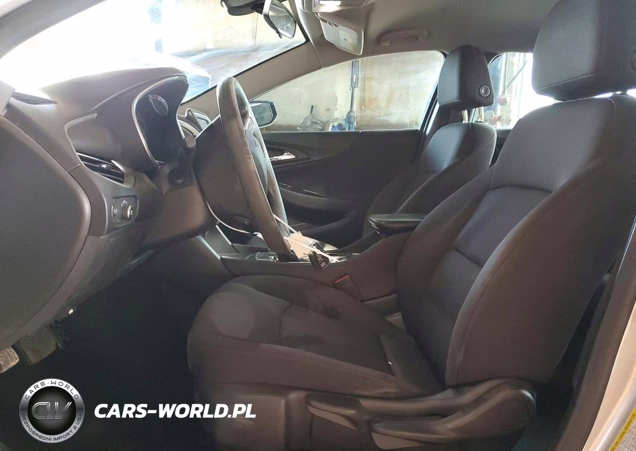 2018 Chevrolet Malibu Ls VIN:1G1ZB5ST5JF173221 - 7