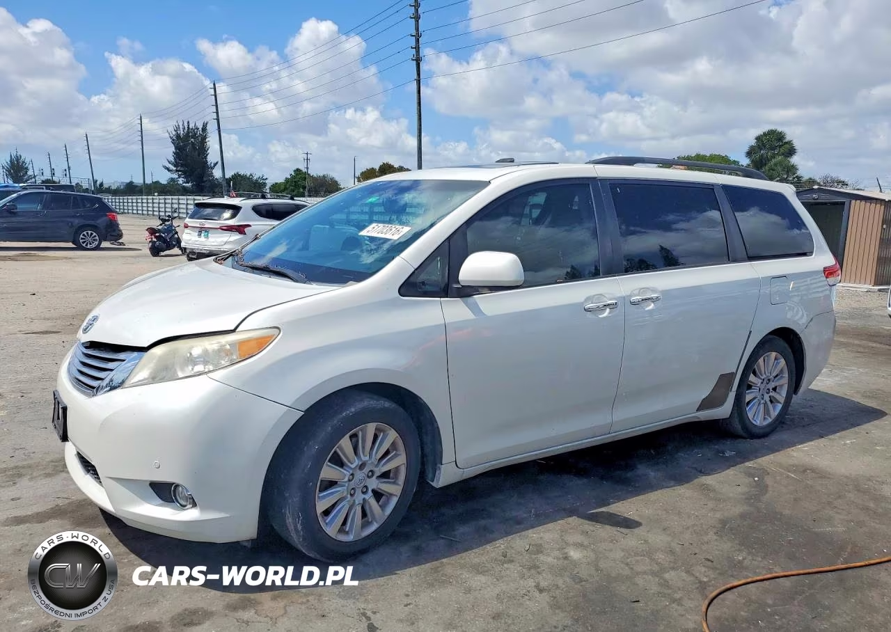 2011 Toyota Sienna Limited 7-Passenger