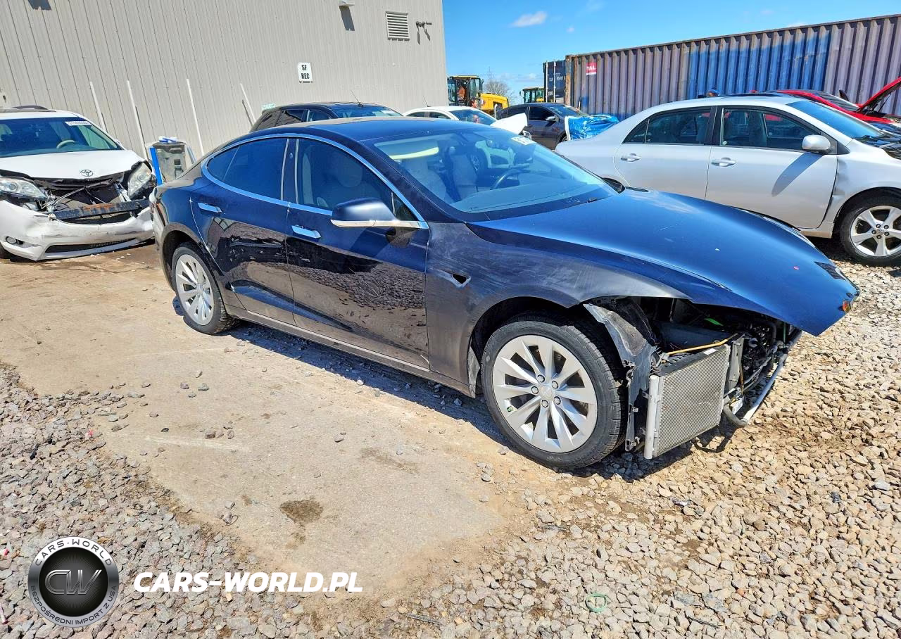 2017 Tesla Model S VIN:5YJSA1E25HF216252 - 4