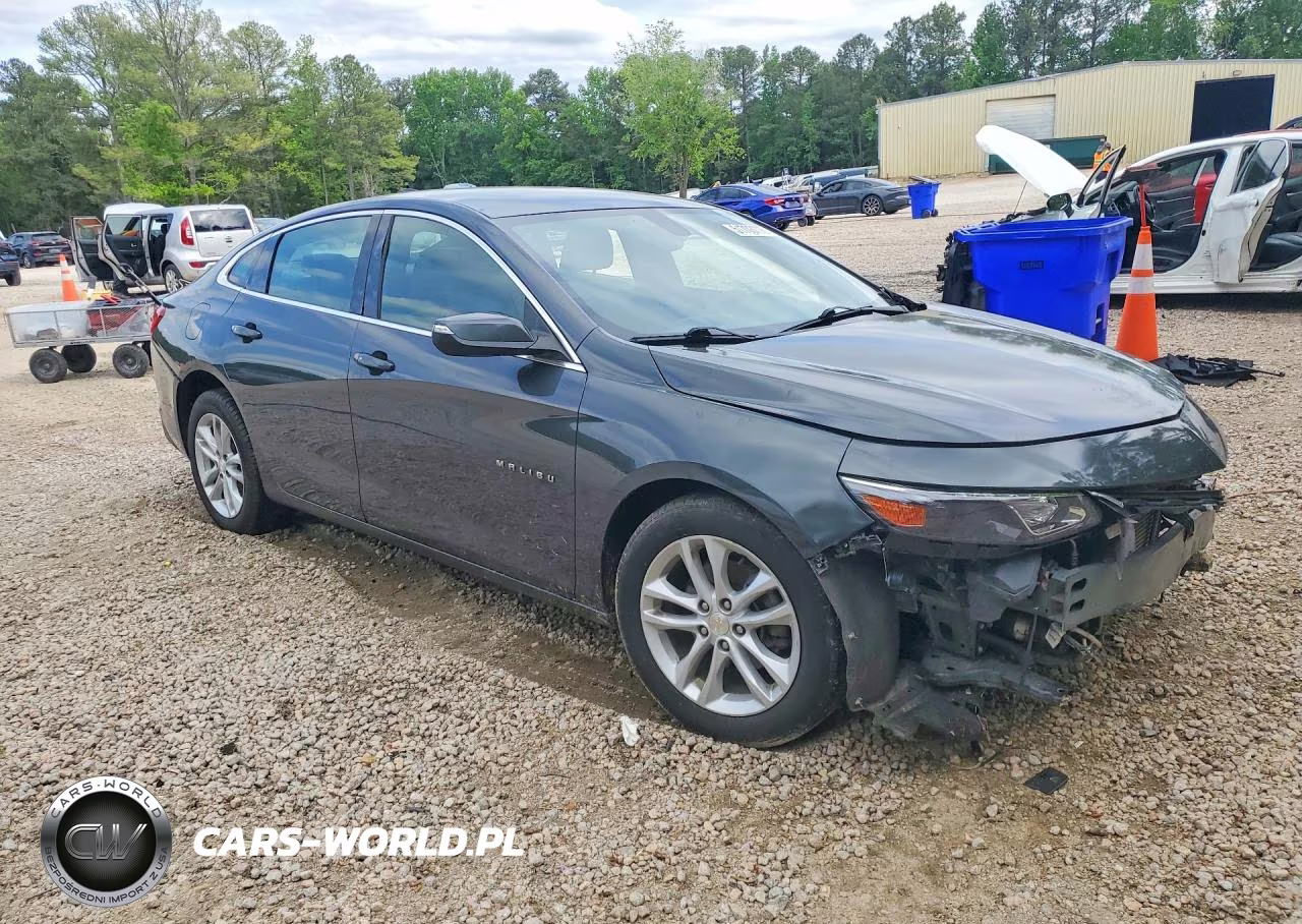 2017 Chevrolet Malibu Lt VIN:1G1ZE5ST6HF231662 - 4