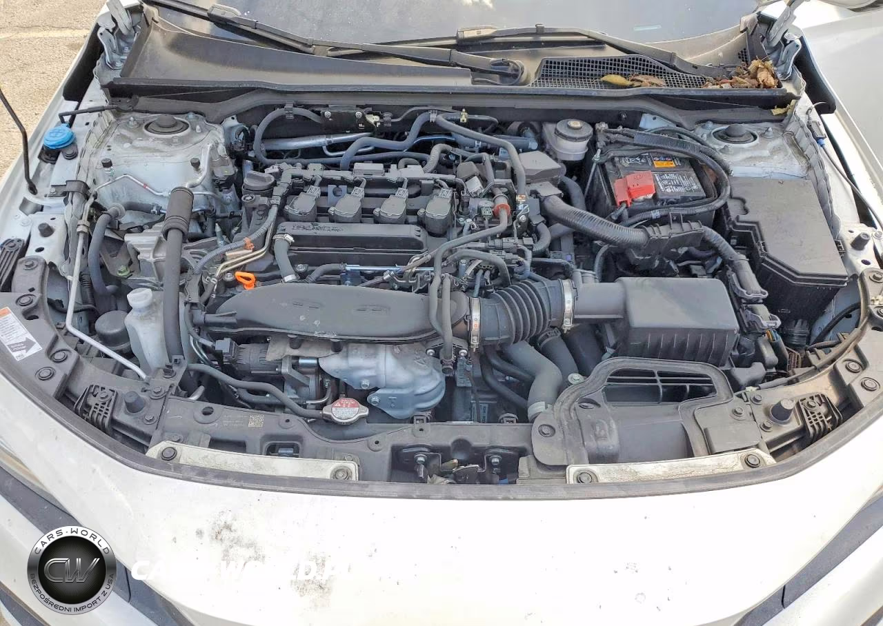 2024 Honda Civic Touring VIN:2HGFE1F95RH300652 - 11