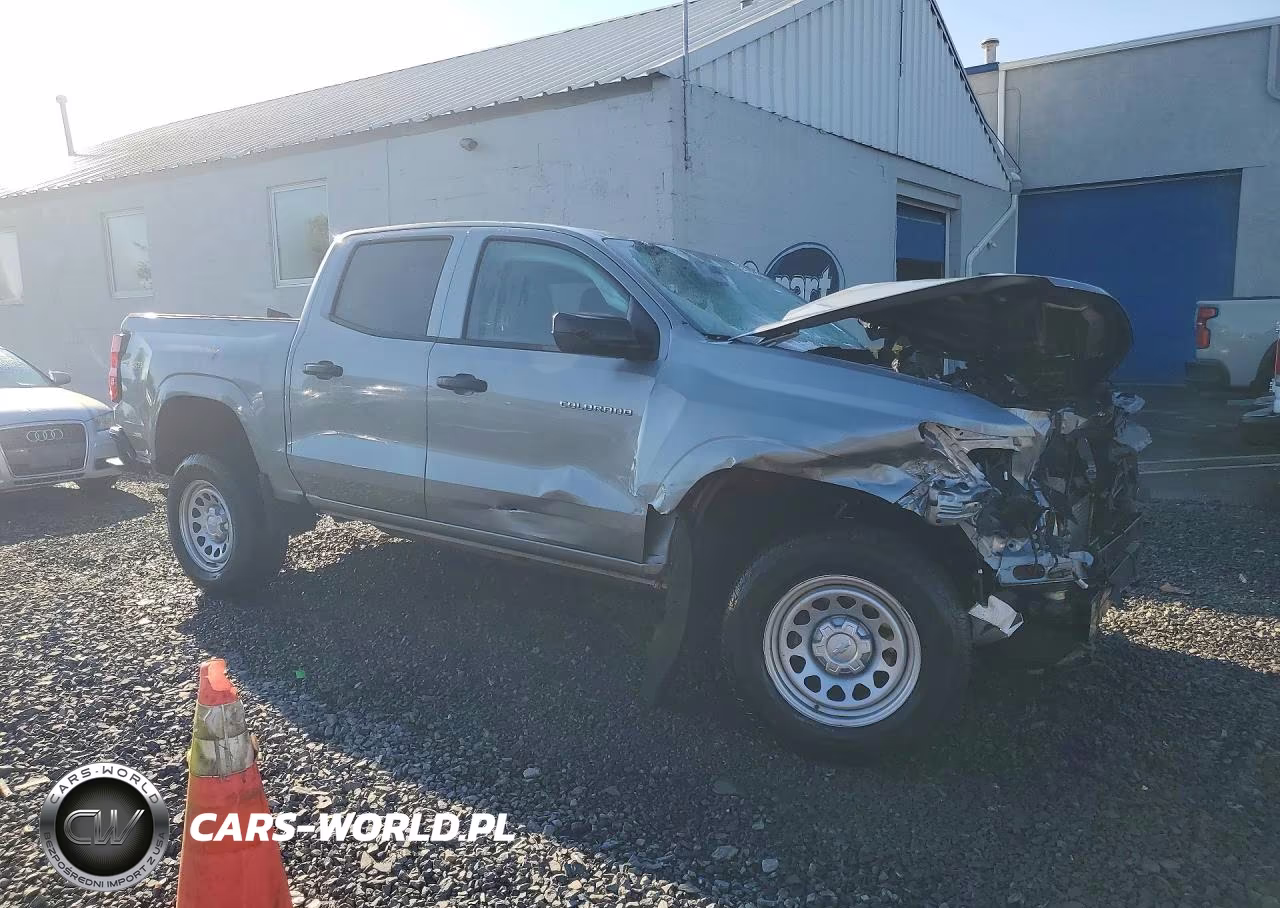 2023 Chevrolet Colorado VIN:1GCPTBEK1P1166883 - 4