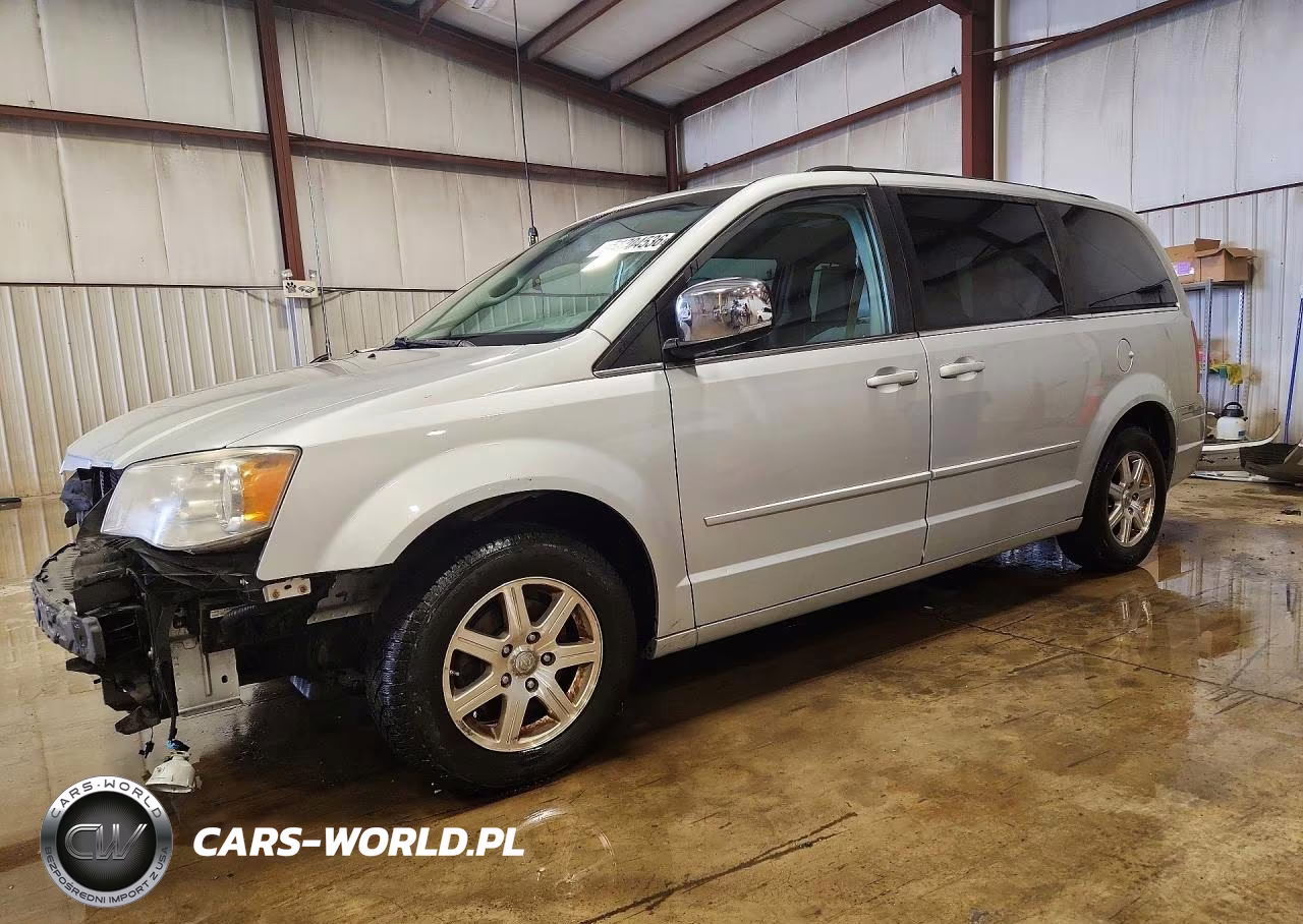 2008 Chrysler Town & Country Touring