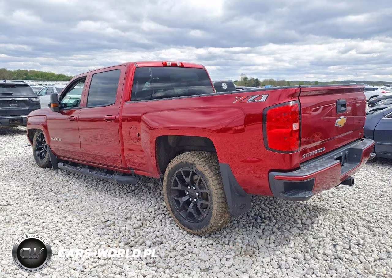 2018 Chevrolet Silverado K1500 Lt VIN:3GCUKREC1JG425680 - 2