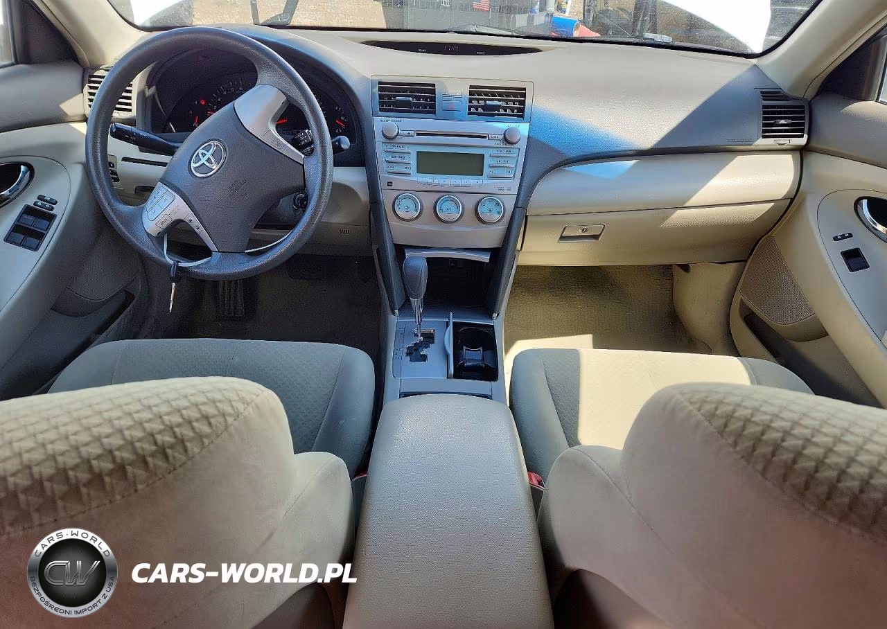 2008 Toyota Camry Le VIN:4T4BE46K38R045742 - 8