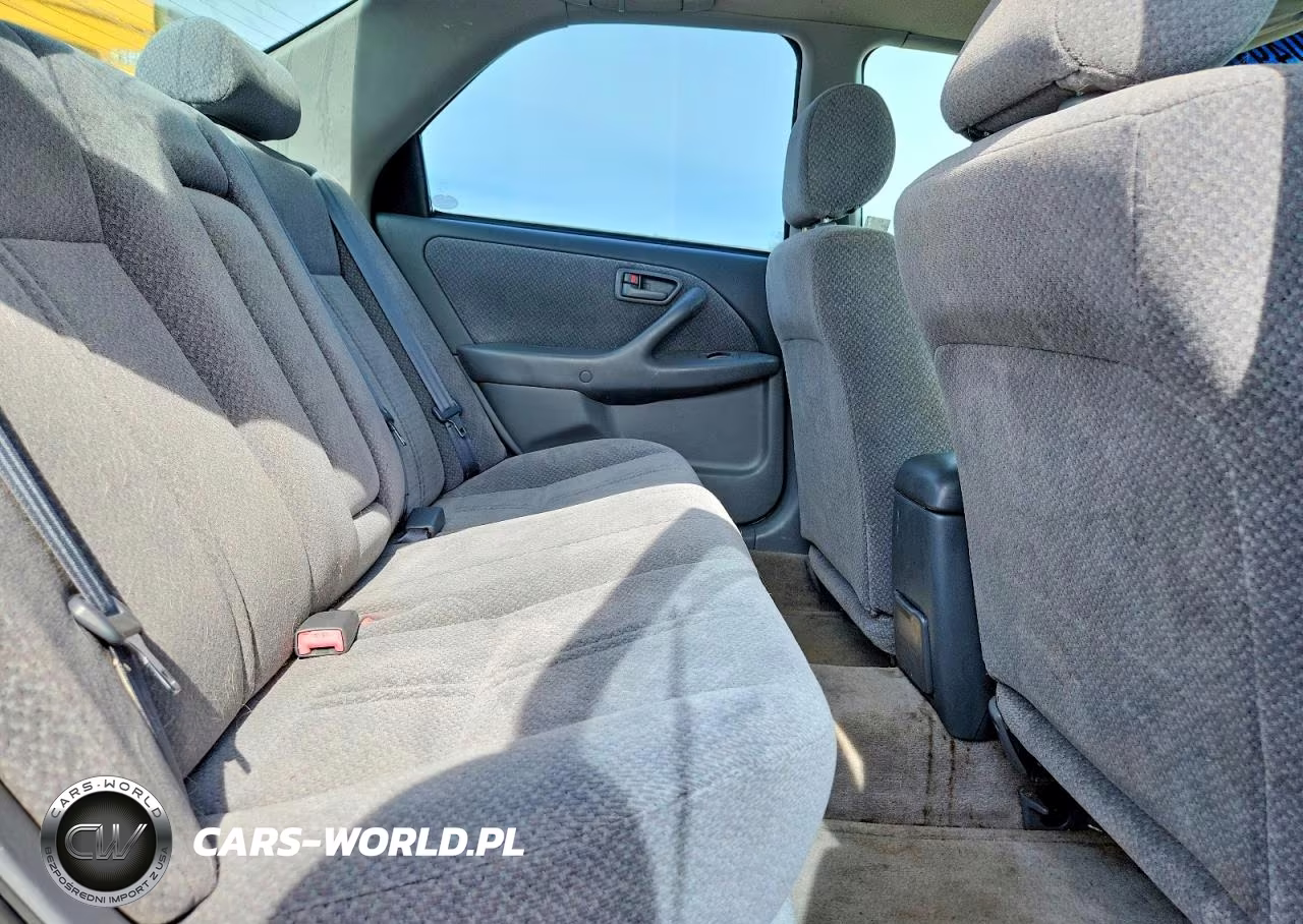 2000 Toyota Camry Le VIN:JT2BG28K9Y0426621 - 10